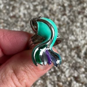 Fish ring size 8